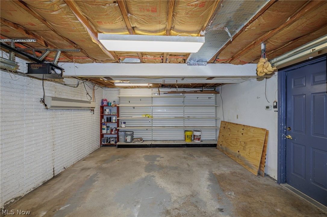 Lake Breeze - Residential