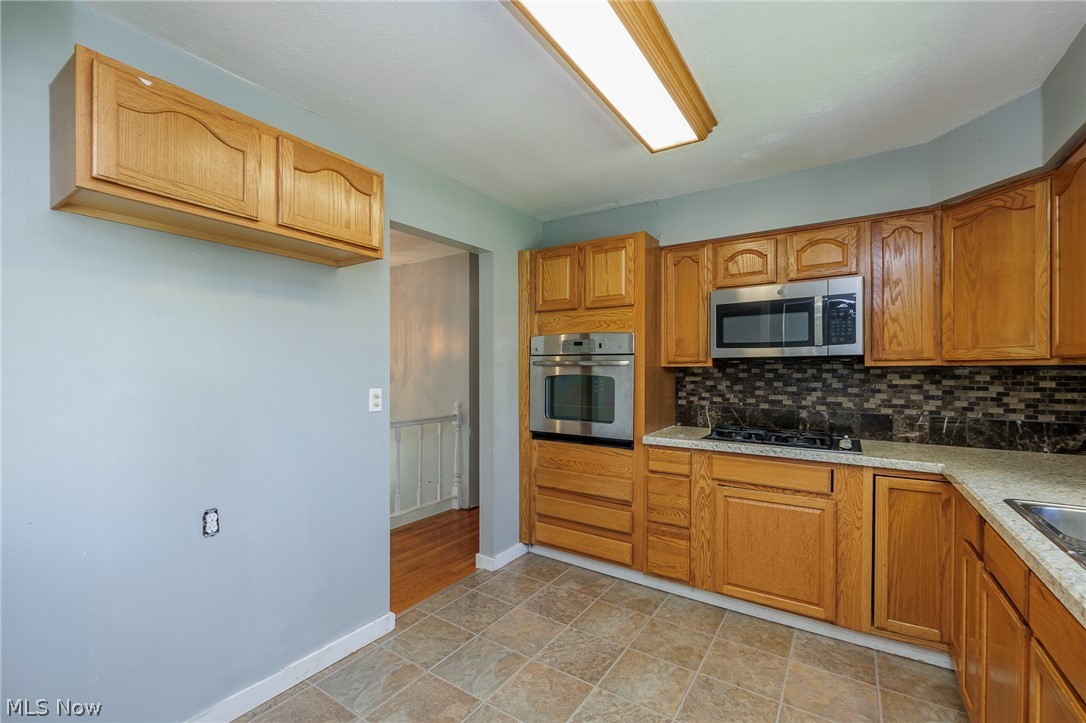 Lake Breeze - Residential