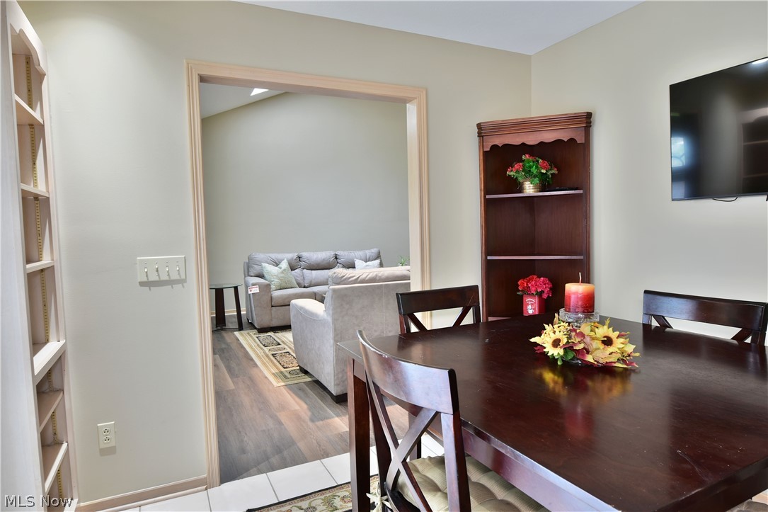 Olde Stone Crossing Condo - Residential