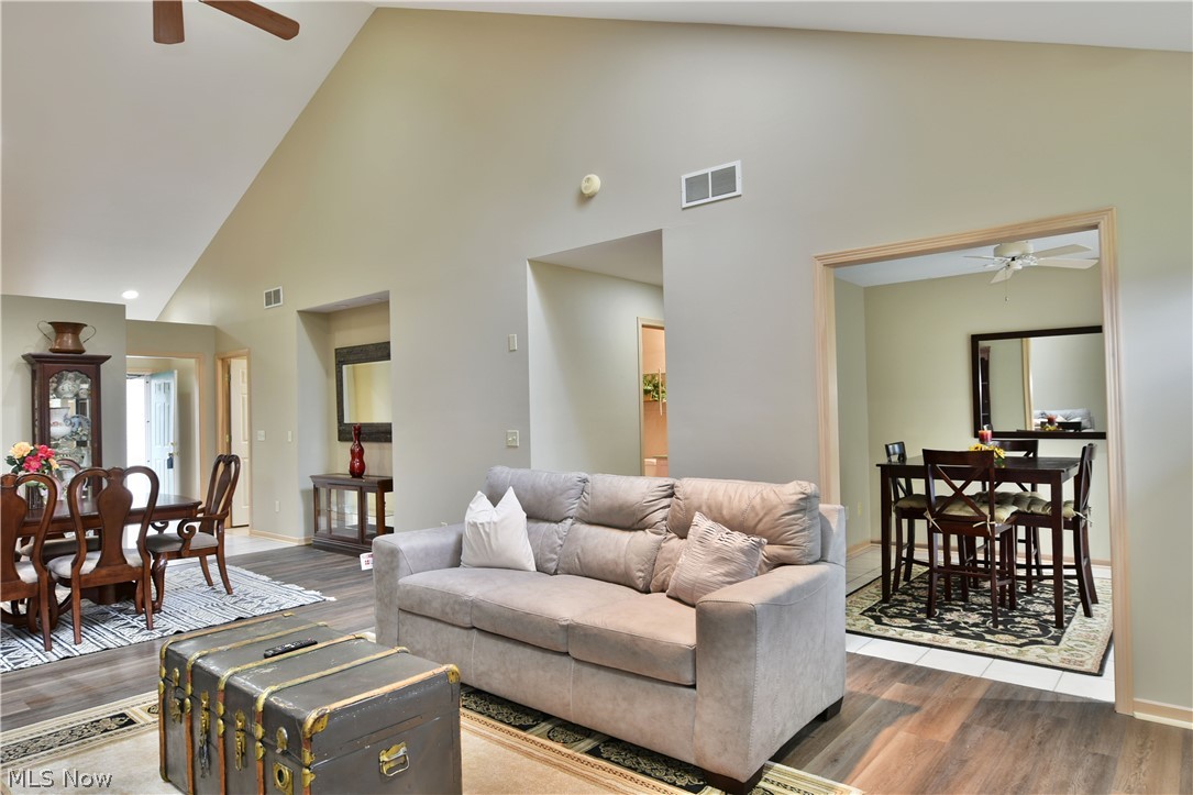 Olde Stone Crossing Condo - Residential