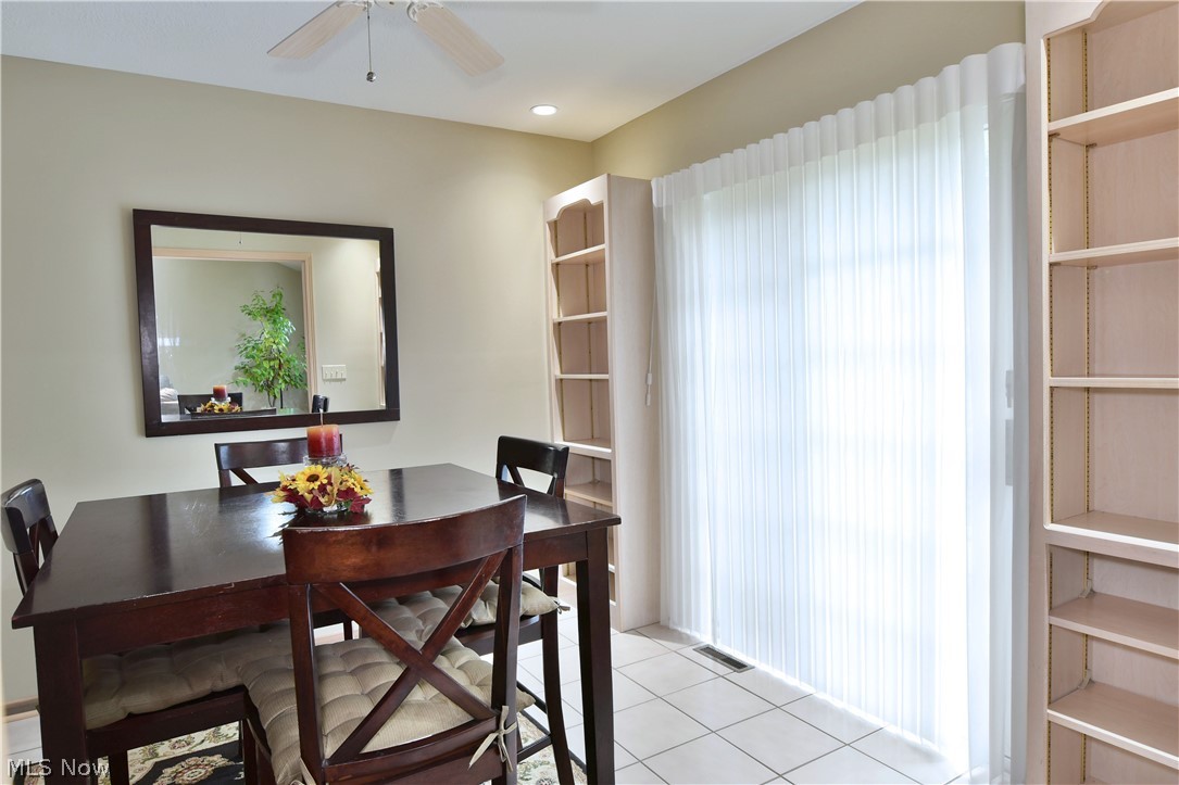 Olde Stone Crossing Condo - Residential