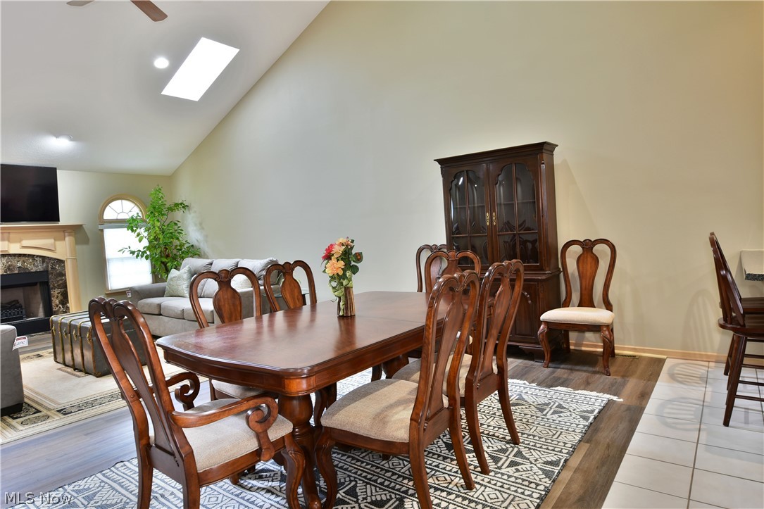 Olde Stone Crossing Condo - Residential