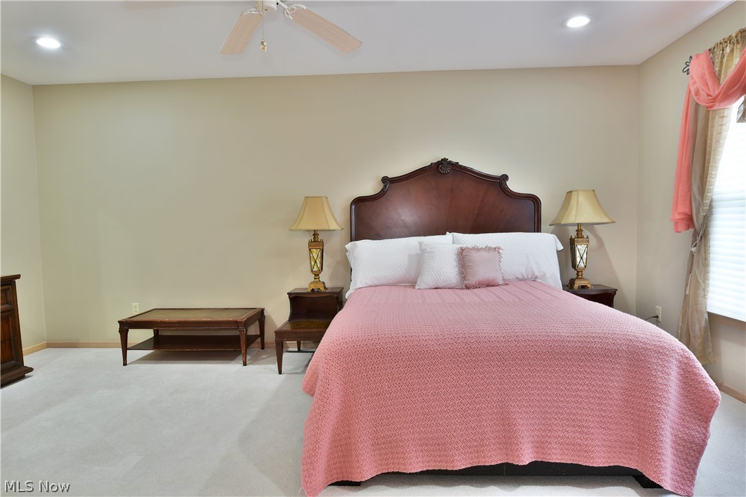 Olde Stone Crossing Condo - Residential