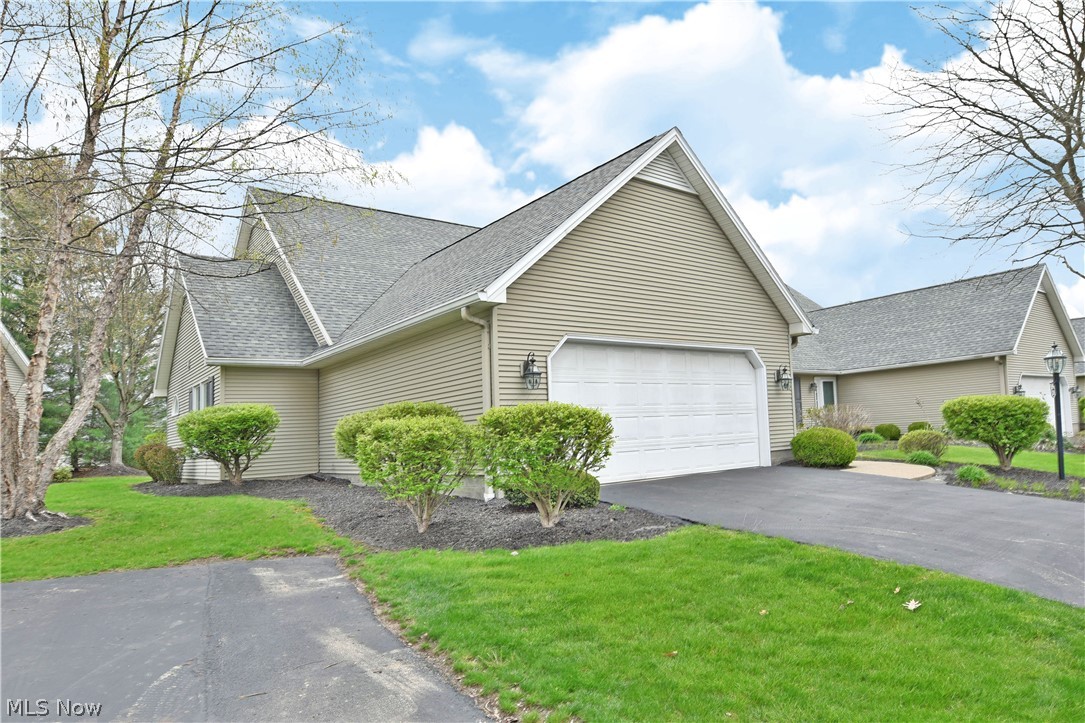 Olde Stone Crossing Condo - Residential