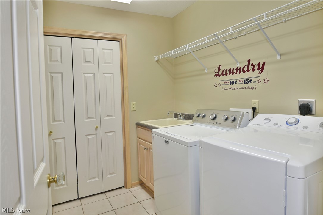 Olde Stone Crossing Condo - Residential