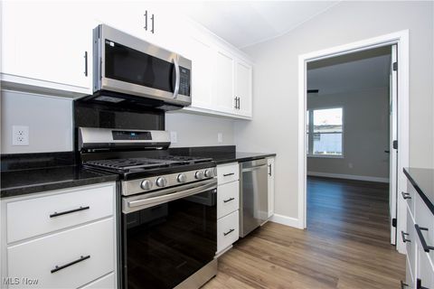 Tiny photo for 524 N Union Street, Loudonville, OH 44842 (MLS # 5180253)