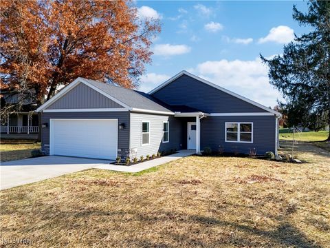 Tiny photo for 524 N Union Street, Loudonville, OH 44842 (MLS # 5180253)