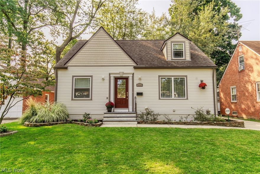 All you’ll need to do is move in! Welcome to this thoughtfully fully renovated Cape Cod nestled on a quiet tree-lined street. From the moment you arrive at the home, you can appreciate its curb appeal. All new siding, windows, and front door package work together to truly make this home a showpiece of the block. Once inside you will be greeted by warm hardwood floors & an opened floor plan that is ideal for how we live today. The kitchen features beautiful stone tile backsplash, all stainless steel appliances, & light granite counters including a breakfast bar. Beyond the kitchen is an additional dining space with a sliding door leading outside. Also on the first floor is a bedroom, a powder room, & laundry room with a sink & ample amounts of storage. On the 2nd floor, the attention to detail continues with an addition added on to make sure it feels bright & spacious. The guest bath features Kohler fixtures including a jetted tub & tile surround. The master bedroom has an airy feel wit