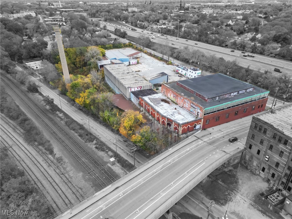 Hiram Stones Add - Commercial Sale