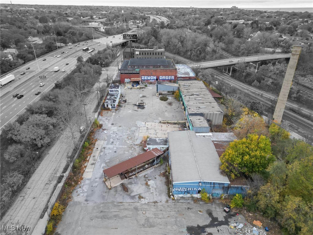 Hiram Stones Add - Commercial Sale