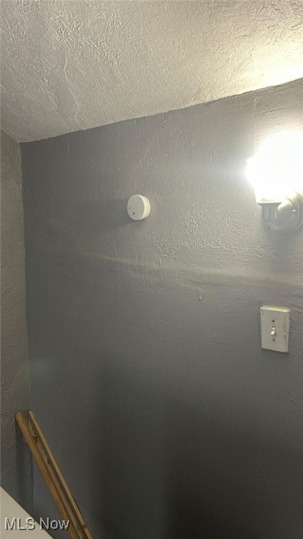 Photo of 374 E Voris Street, Akron, OH 44311 (MLS # 5174081)