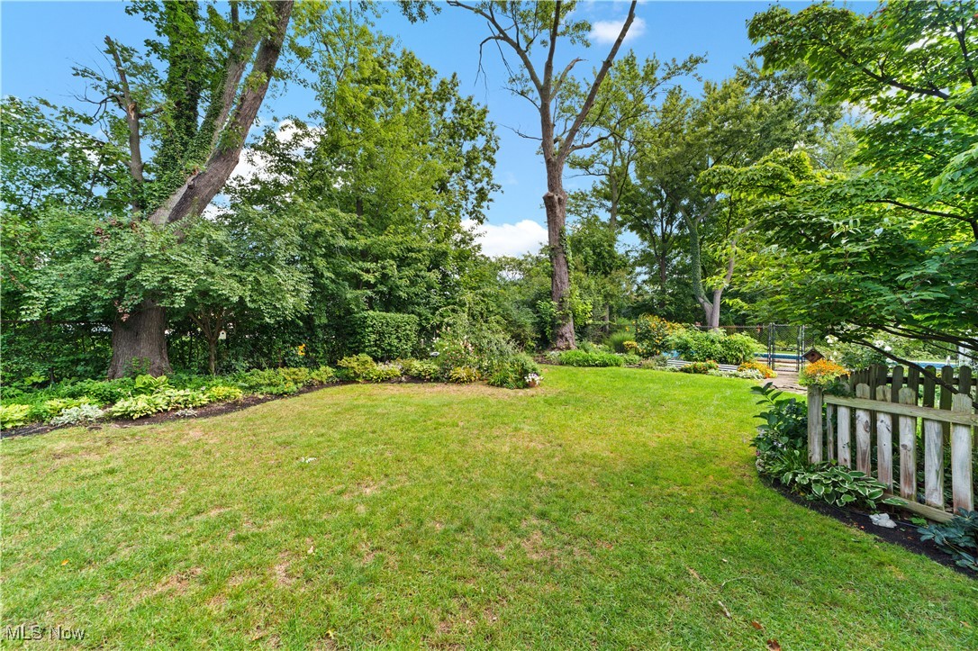 2475 Wellington Road, Cleveland Heights, Ohio image 42