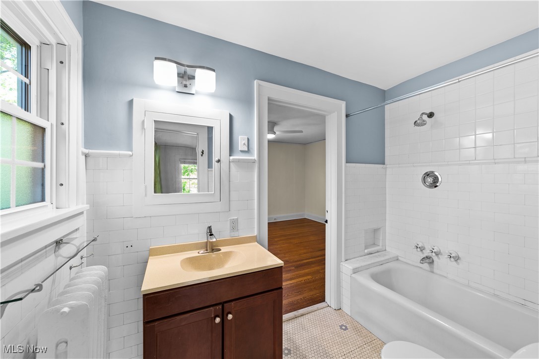 2475 Wellington Road, Cleveland Heights, Ohio image 37