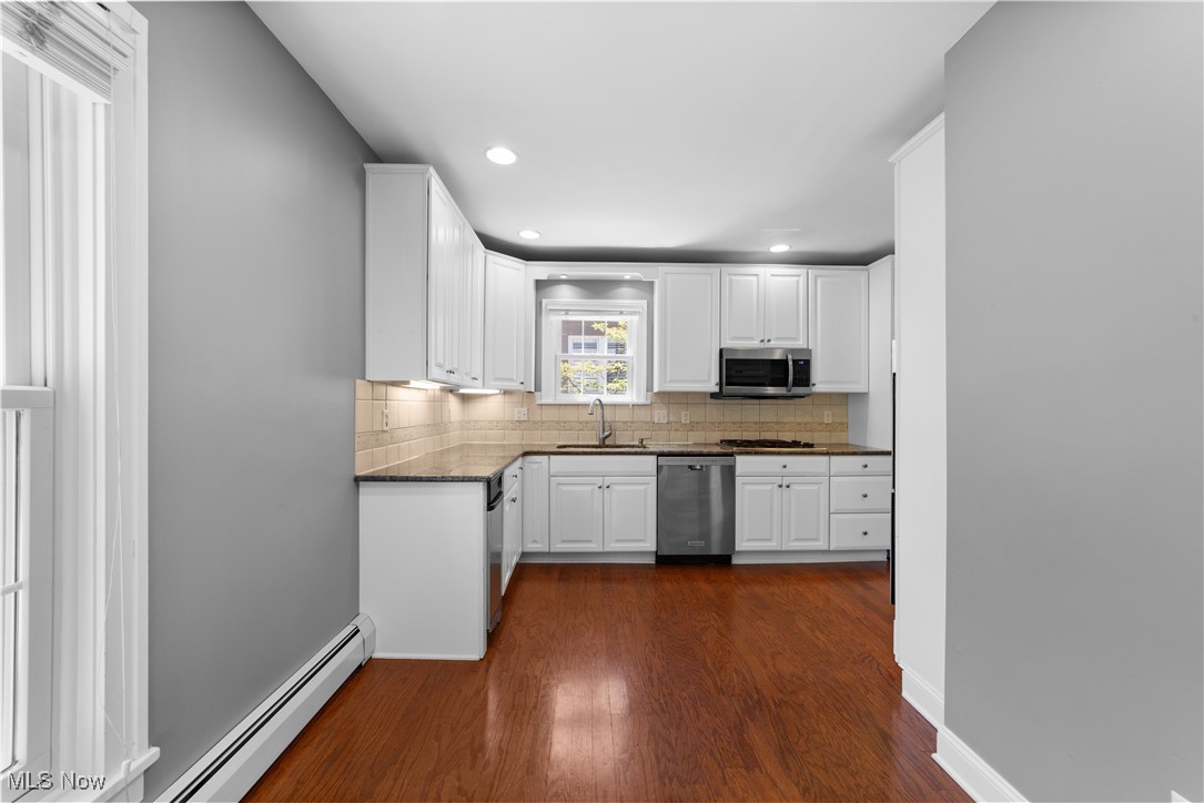 2475 Wellington Road, Cleveland Heights, Ohio image 9