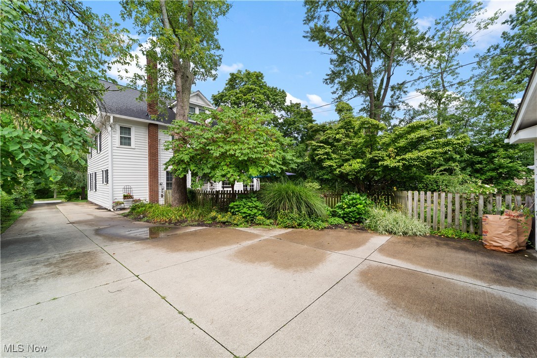 2475 Wellington Road, Cleveland Heights, Ohio image 40