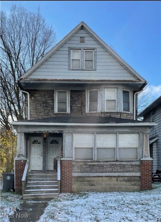 Investment opportunity here! This multi family unit starts with a spacious bottom level with a one bedroom/one bath. The upper unit has 4 bedrooms and one bath for a larger family. Tenants pay all utilities including water and sewer. This property is close to shopping, schools, bus routes, and entertainment. Schedule your showing today!