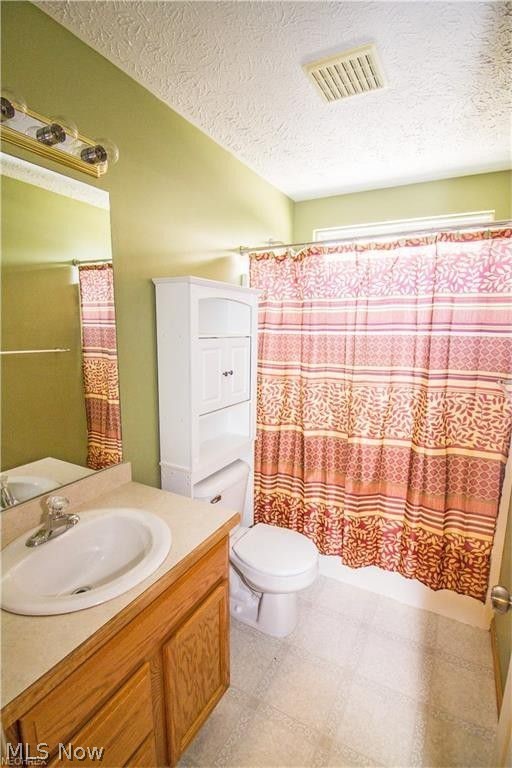 Lakes/Brittany Pointe - Residential