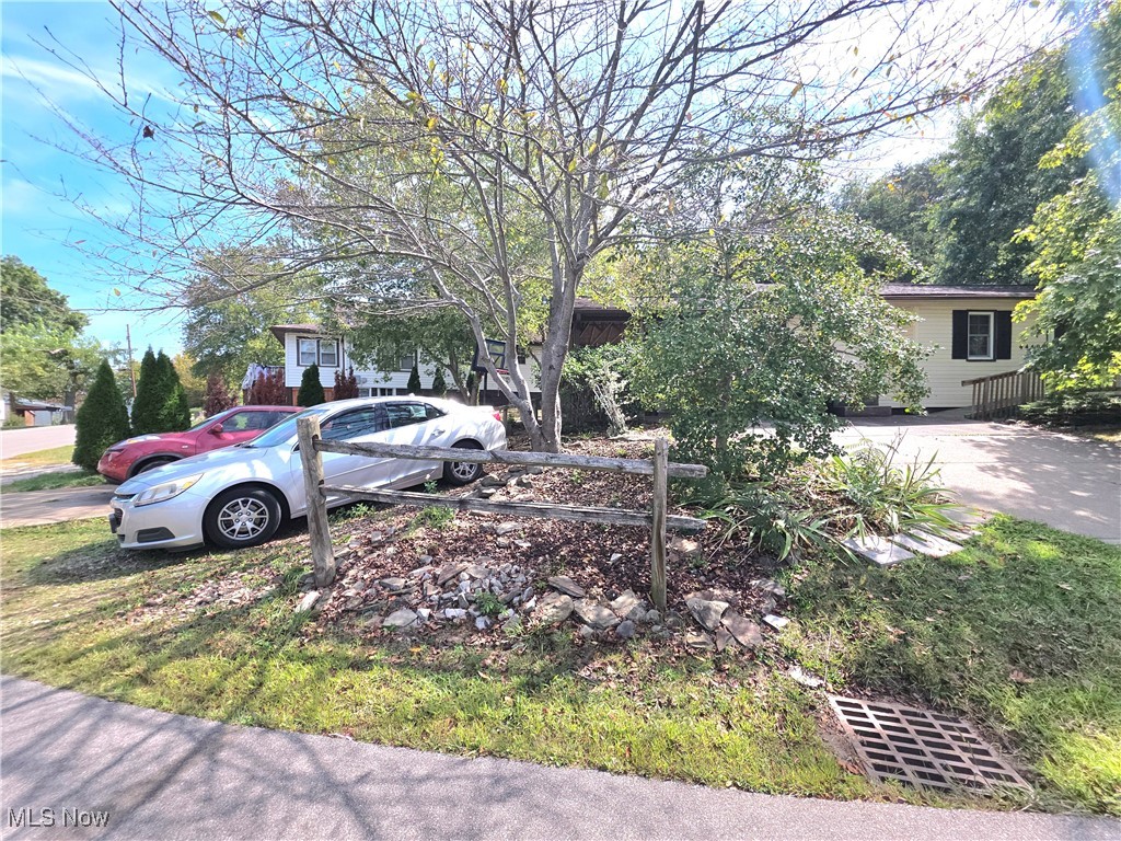 Dixie Terrace Adn - Residential