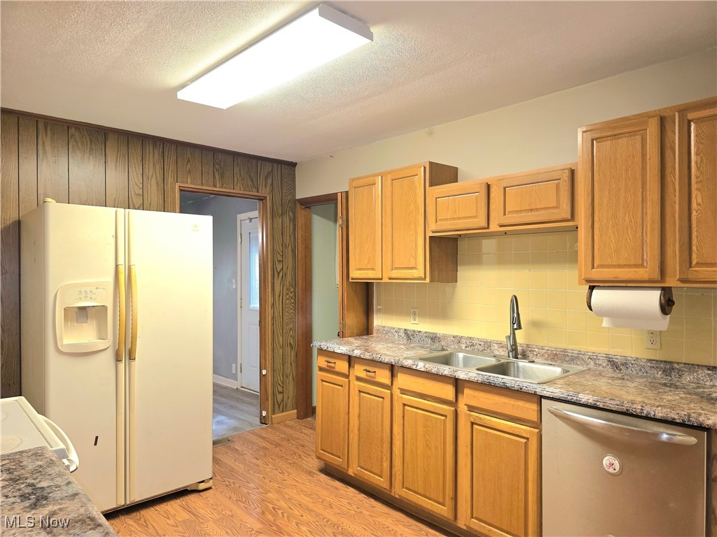 Dixie Terrace Adn - Residential