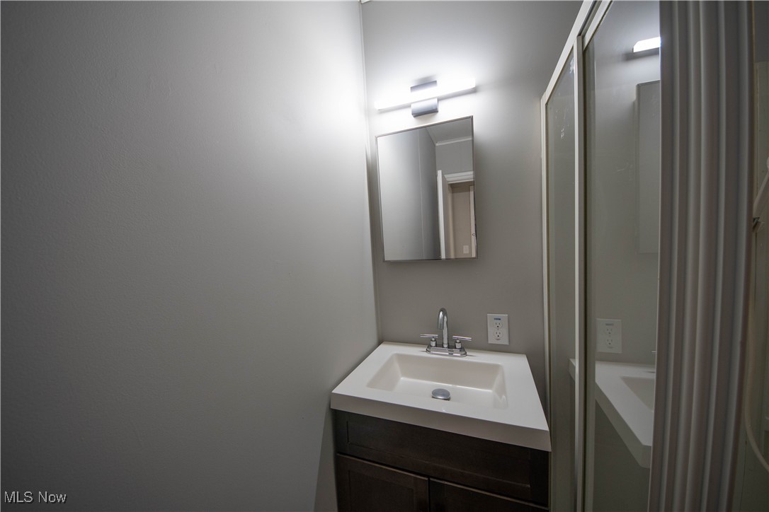 Vermilion/Lk 01 - Residential