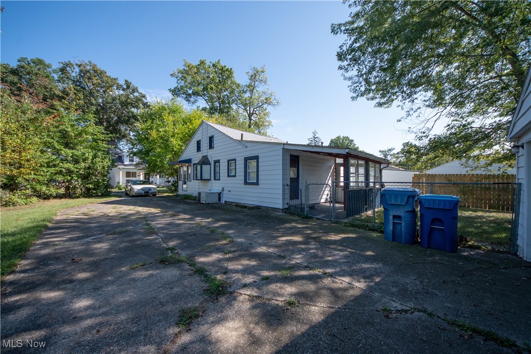 Vermilion/Lk 01 - Residential