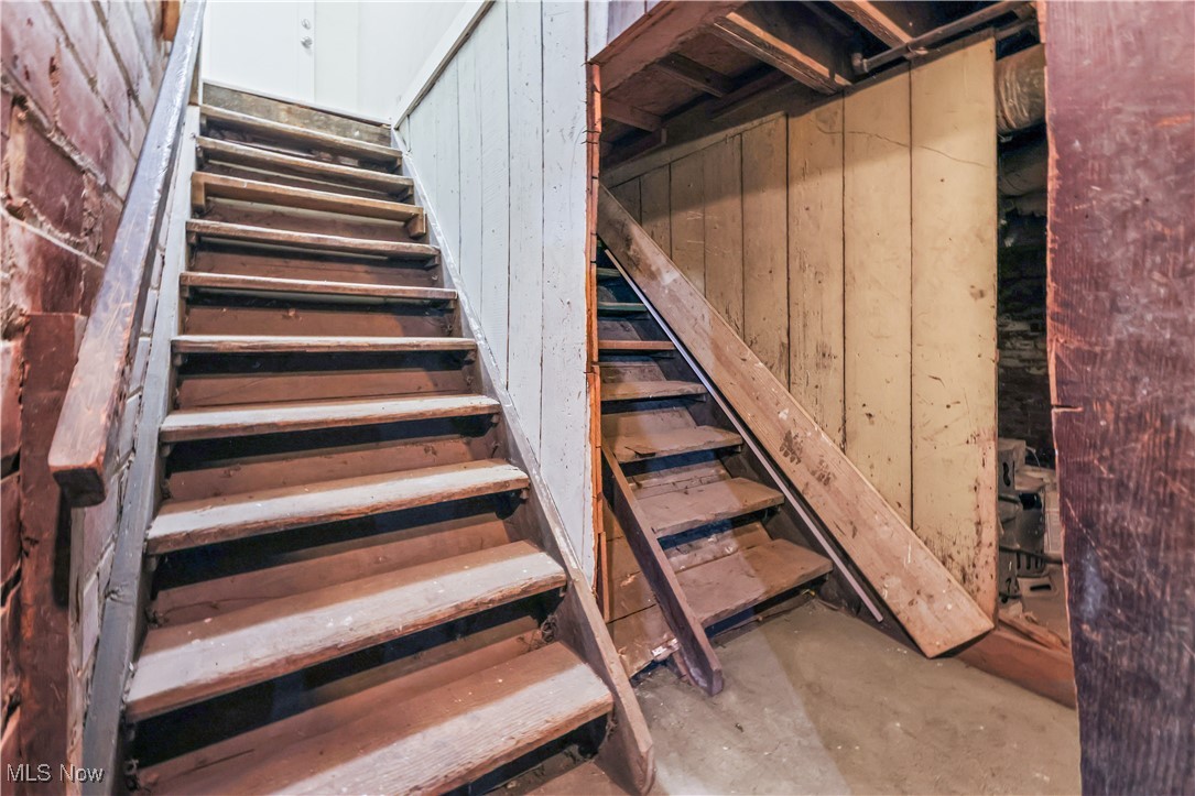 Curtiss Ambler & Pixleys - Residential Income