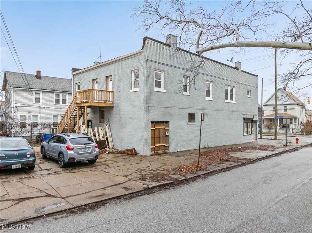 Curtiss Ambler & Pixleys - Residential Income