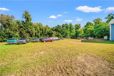 Tiny photo for 5309 N Ridge Road E, Ashtabula, OH 44004 (MLS # 5190987)