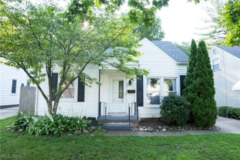 Homes For Sale - 1217 Gorge Boulevard<br/> Akron, OH 44310