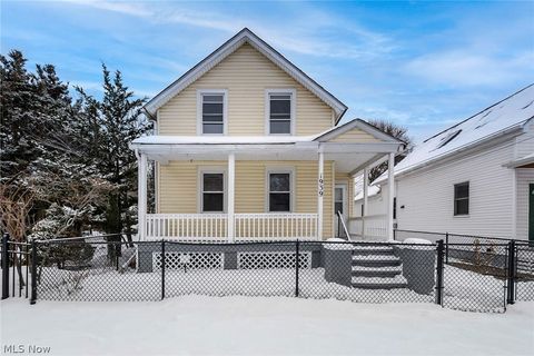 1939 W 54th Street Cleveland OH 44102