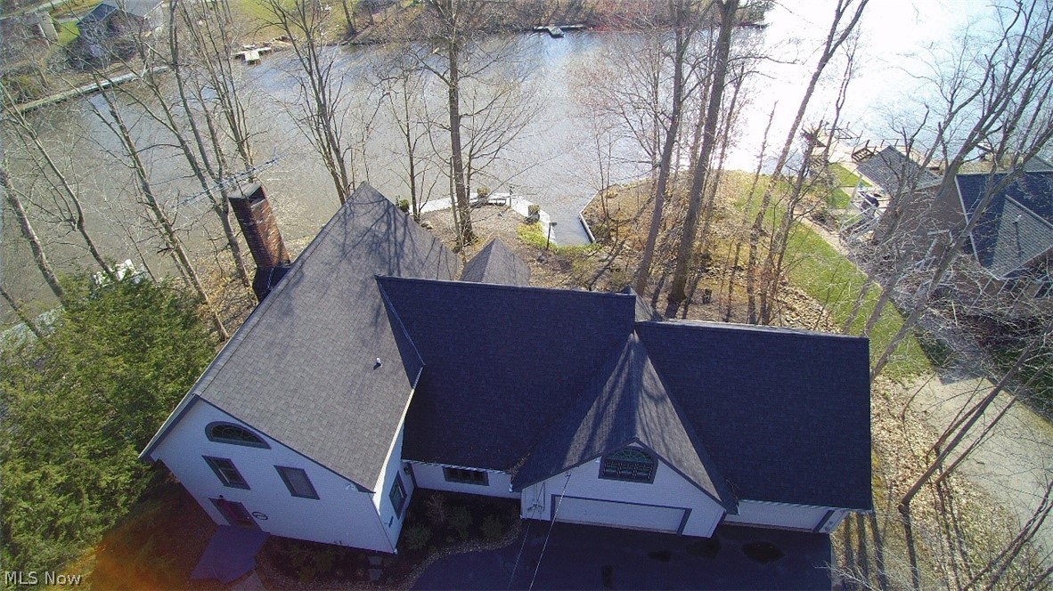 Roaming Rock Shores - Residential