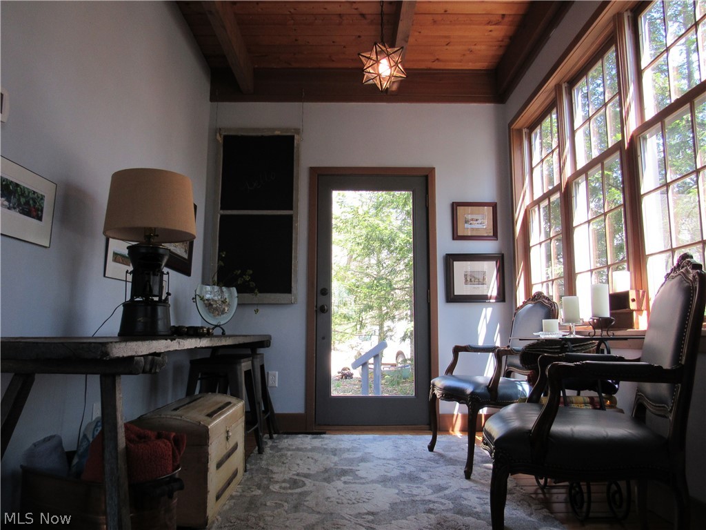 Roaming Rock Shores - Residential