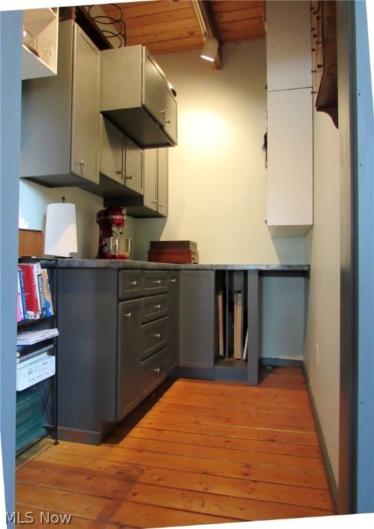 Roaming Rock Shores - Residential