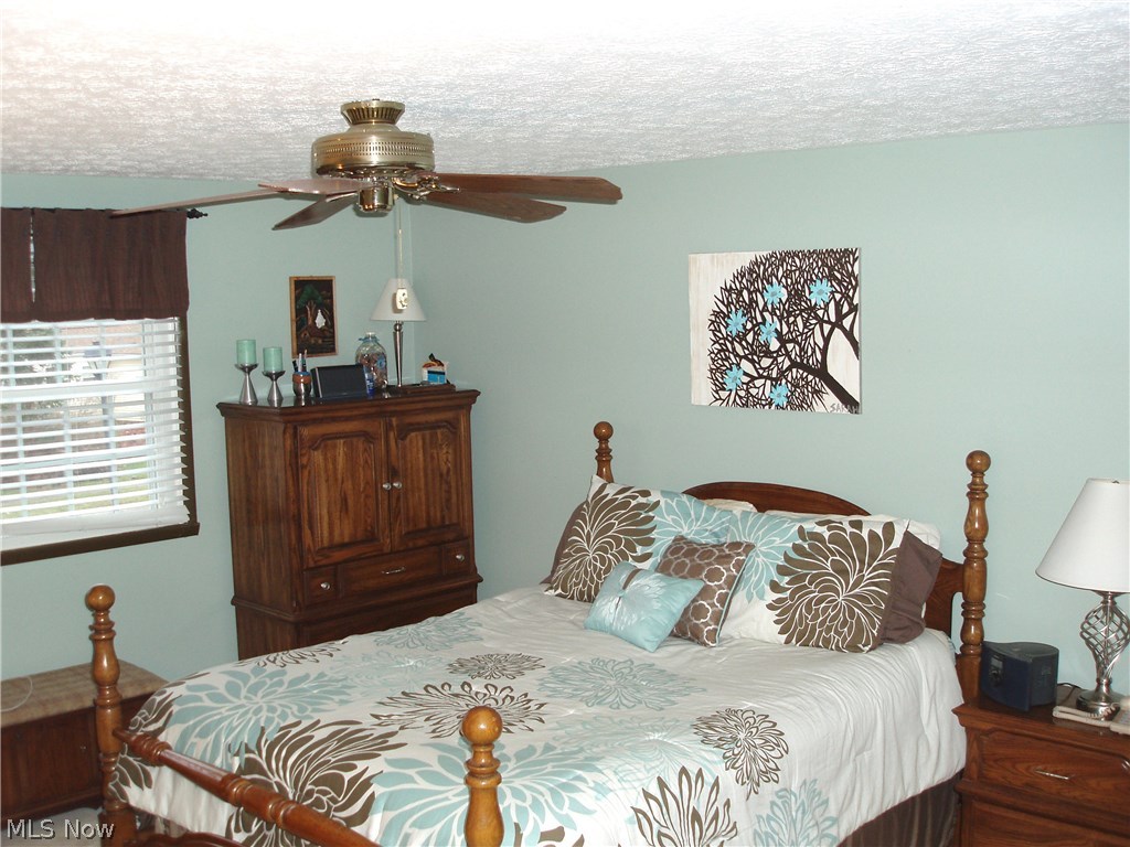 Oakhurst Manor - Residential