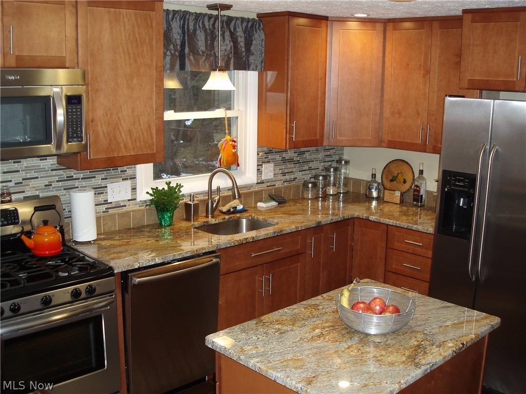 Oakhurst Manor - Residential