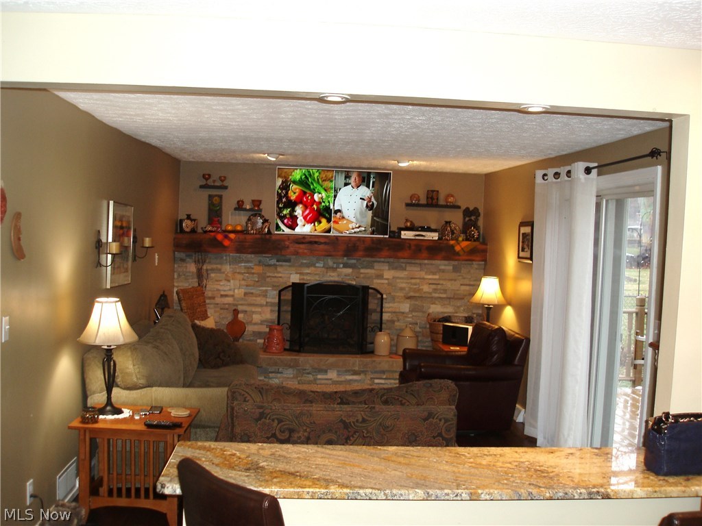 Oakhurst Manor - Residential