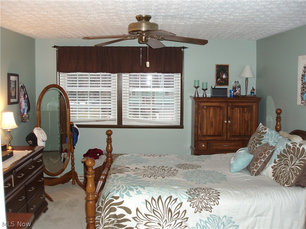 Oakhurst Manor - Residential