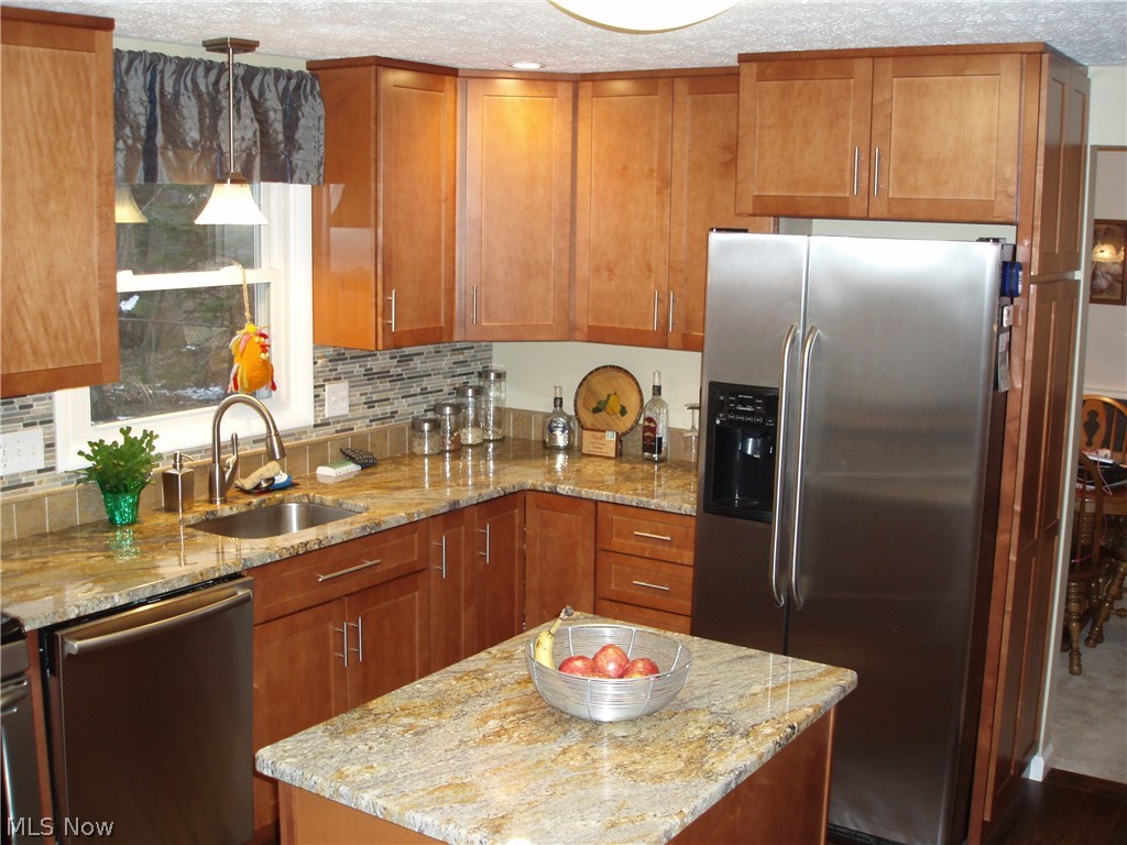 Oakhurst Manor - Residential