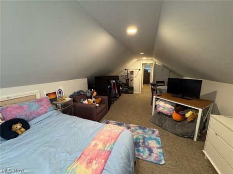 Tiny photo for 33661 Kenilworth Road, Eastlake, OH 44095 (MLS # 5190084)