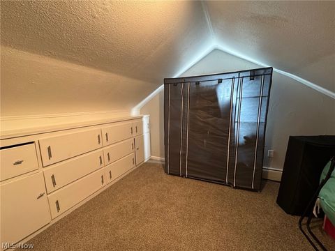 Tiny photo for 33661 Kenilworth Road, Eastlake, OH 44095 (MLS # 5190084)