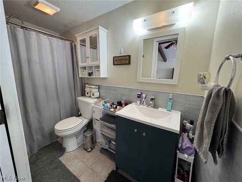 Tiny photo for 33661 Kenilworth Road, Eastlake, OH 44095 (MLS # 5190084)