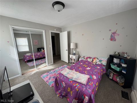 Tiny photo for 33661 Kenilworth Road, Eastlake, OH 44095 (MLS # 5190084)