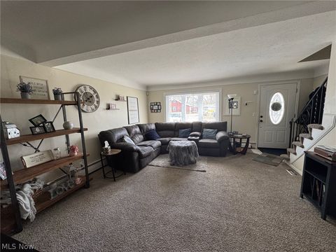 Tiny photo for 33661 Kenilworth Road, Eastlake, OH 44095 (MLS # 5190084)