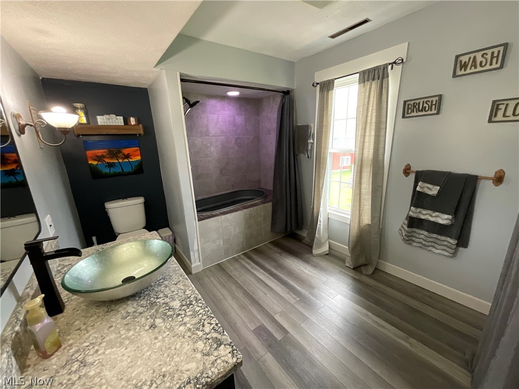 Village/Newcomerstown - Residential