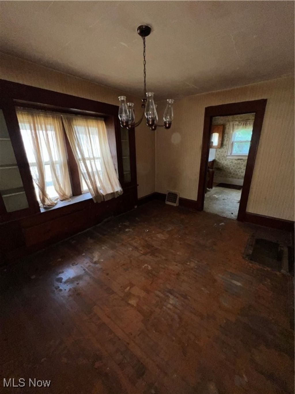 Photo of 2137 12th Street SW, Akron, OH 44314 (MLS # 5174428)