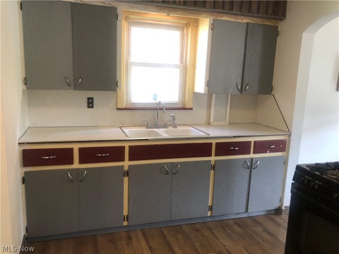Tiny photo for 1209 Roslyn Avenue SW, Canton, OH 44710 (MLS # 5216959)