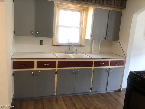 Tiny photo for 1209 Roslyn Avenue SW, Canton, OH 44710 (MLS # 5216959)