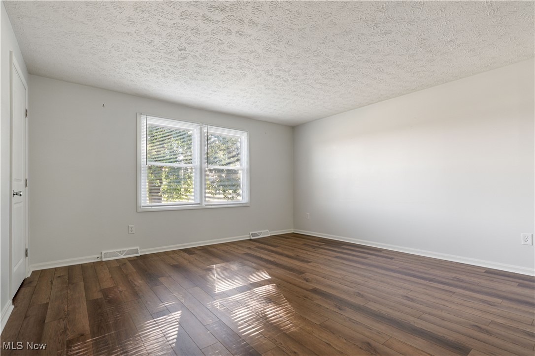 Lake Cable Allotment Sec L - Residential