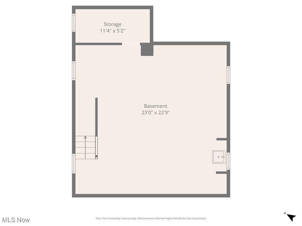 Main image without alt text