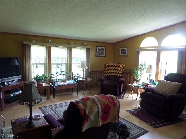 La Belle Heights - Residential